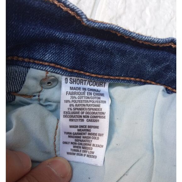 Aeropostale Women's Skinny Jeans Short/Court Dark Wash Denim Size 0 - Picture 3 of 7